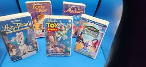Lot Of 5 VHS Clamshell Disney Movies 1990s