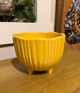 Vintage McCoy Pottery Yellow Ribbed Planter Bowl 612 USA