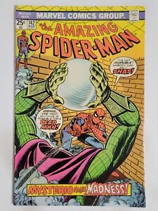 New ListingAMAZING SPIDER-MAN #142 (VF+) 1975 1st cameo appearance of Gwen Stacy clone