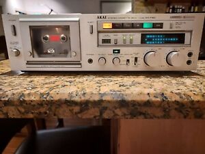 FOR PARTS OR REPAIRE CLEAN AKAI GX-F 80 CASSETTE DECK MADE IN JAPAN!!!!