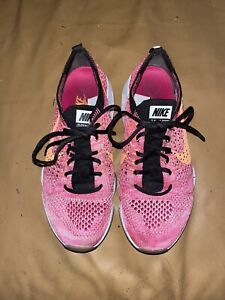 NIKE ZOOM SIZE 6 WOMEN PINK SHOES