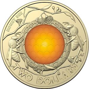 🐝🔥 Honey Bee $2 Two Dollar Coloured Coin Queen Australia 2022 Rare CIRC 🔥🐝