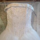 David's Bridal White Wedding Dress Gown Beaded Tulle size 6 Cinderella Princess