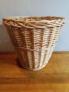 Large Wicker Woven Basket  Laundry, 18 x 20