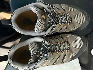 Merrell Moab Ventilator Low Hiking Boots Mens Size 11 Sued Gray/brown