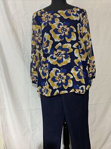 Cabi Floral Blouse Nwot Women’s Small Express Navy Pants Size 2 Lot