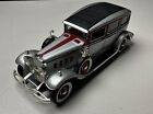 Anson 1931 Peerless 1/18 Diecast Model Car Silver And Red.