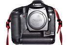 Canon EOS 1D Mark II 8.2MP Digital SLR DSLR BODY. APPEARS TO BE MINT. SEE PHOTOS