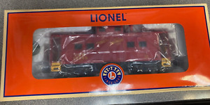 Lionel #1926830 Chicago & North Western Northeastern Caboose #10808 New in Box!