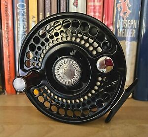 New ListingCharlton 8550C Signature Reel with Offshore, Spey and Bonefish Spool—RHW Only