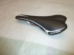 RITCHEY CARBON TVECTOR WING  SADDLE WCS