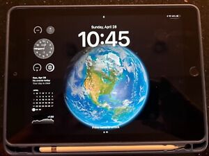 Apple iPad (6th Generation) 128GB, Wi-Fi, 9.7in - Silver