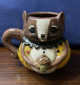 Johanna Parker Vintage Ceramic 20oz Squirrel with Acorn Mug