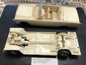 AMT 1/25 vintage 1963 LINCOLN  JUNKYARD PARTS CAR NOT COMPLETE AS IS USED C-1963