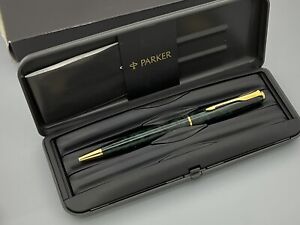 Parker Sonnet Forest Green Lacquer & Gold Ballpoint - New Old Stock