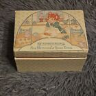 VINTAGE RECIPE BOX WITH MANY HANDWRITTEN & CUT OUT RECIPES FULL