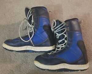 Used VANS World Traveler Black & Blue Men's Snowboard Boots (Size 8.5/9)