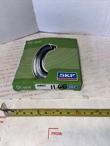SKF 24017 Oil Seal (4) four seals in this sale