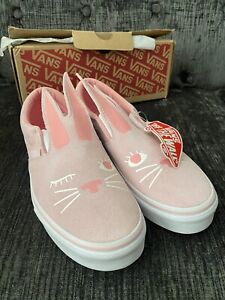 VANS Slip On Bunny Chalk Pink Shoe Suede Upper Rubber Sole Sneaker Sz 4 US Kids