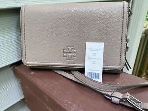 NWT Tory Burch Thea French Gray Pebble leather wallet convertible crossbody