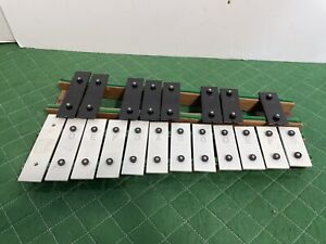 VTG Student Xylophone Wooden Glockenspiel Rhythm Band INC Wood 20 Keys