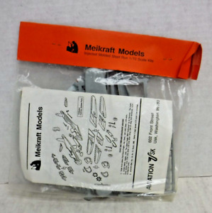 Meikraft Models Vought SB2U Vindicator 1/72 Scale Model Kit 110823AST5-B