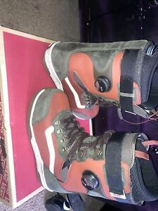 Vans Auro Pro Snowboard Boots - Boa - Size 9