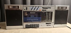 Vintage Sony Transound FM/AM Stereo Cassette Recorder Boombox CFS-3000