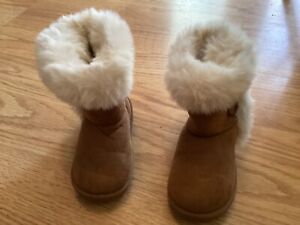 Girl's Stepping Stone Fur Boots Rubber Sole Suede Upper Material Kids Size 9