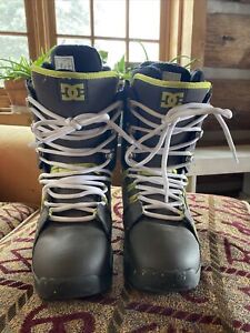 Men’s DC Snowboard Boots, Size 8.5, Grey