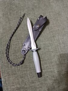 MAC 2 Knife. Like Gerber Mark 2. Made In USA. Leather Sheath. 440C Steel.