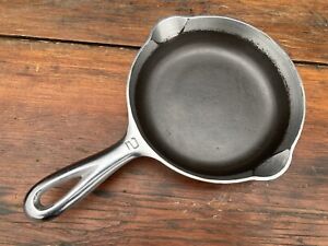Griswold Cast Iron #2 Skillet in HTF Chrome Finish