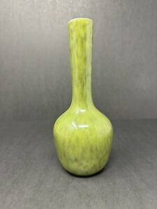 New ListingRoyal Haeger Avocado Green Speckled Drip Pottery Bud Vase Vintage 7.5” USA RC-68