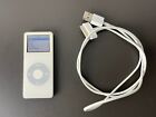 Apple iPod Nano A1137 Original 1st Gen Media Player 4GB White Tested w/ OEM Cord