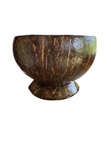 Coconut shell bowl with base