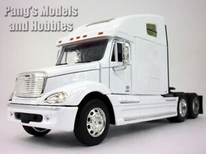 Freightliner Columbia Extended Cab - WHITE - Semi Truck 1/32 Scale Diecast Model