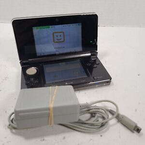 READ - Nintendo 3DS Handheld System CTR-001 Console - Black w/ Charger