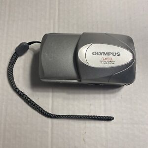 Olympus D-560 3.2 MP Digital Camera with 3x Optical Zoom