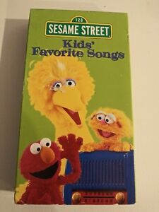 Sesame Street - Kids Favorite Songs  -  (VHS, 1999)