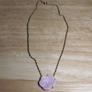 Vintage Avon carved rose quartz flower necklace