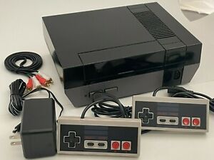 BLACK EDITION Nintendo Entertainment System NES Video Game Console Bundle Set