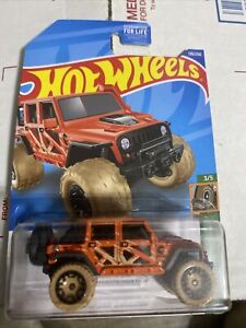 2022 Hot Wheels ‘17 Jeep Wrangler - Treasure Hunt - Orange.