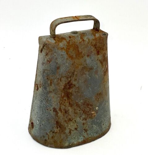 Antique Cow Dinner Bell Percussion Musical Instrument Steel Metal 3 3/4” Vintage