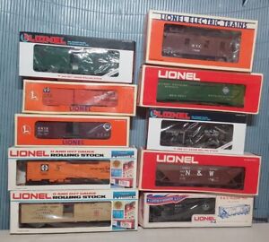 MIXED LOT OF 10 LIONEL TRAINS O SCALE FREIGHT CARS (MIXED ROADNAMES) #71