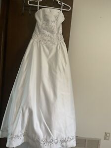 Wedding Dress Alfred Angelo Size 10 Color White-Ball Style & Beaded