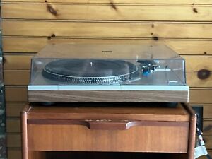 Sanyo TP-1012A Direct Drive vintage Turntable working