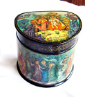 Gorgeous Russian Signed Hand Painted Lacquer Box - From Ashville VA estate A13