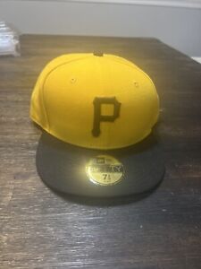 VINTAGE Pittsburgh Pirates Hat Fitted Cap Adult 7 5/8 Yellow Black MLB 5950