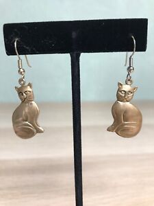 Vintage Brass Sitting Cat Dangle Earrings, used but in excellent condition