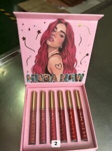 Huda New  MATTE Liquid Lipstick Set 6 Colors